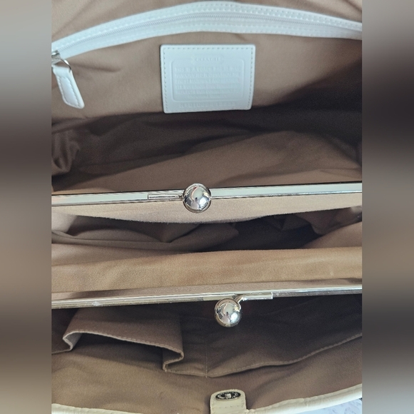 Coach Signature Brown and Cream Tote‎ Bag - Picture 11 of 14